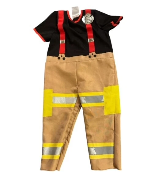 Mono de bombero Target con sombrero y disfraz de camión de bomberos portátil "I Want To Be" Foto 2 de 4