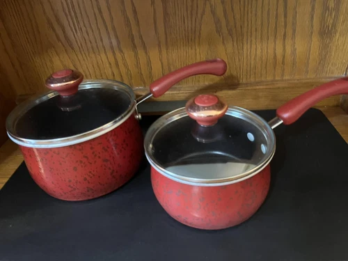 Lot of 2 Paula Dean 2 qt. / 3 qt. Set Red Speckeled Sauce Pans w/ Lids