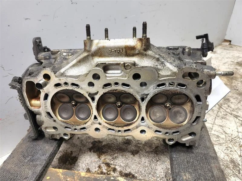 Culata de conductor Honda Pilot 2005-2007 3,5 L 4x4 delantera construida en Canadá   Foto 2 de 4