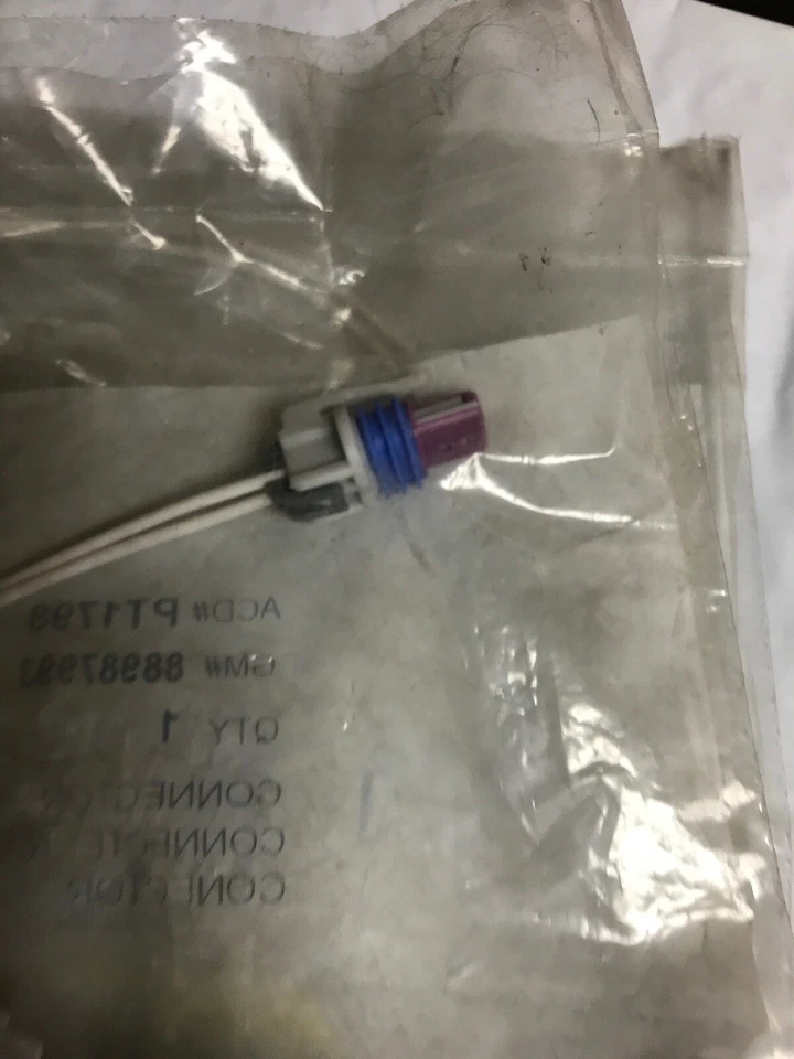 Engine Coolant Temperature Sensor Connector-Sensor-Crankshaft Position Conn - Image 3 of 4