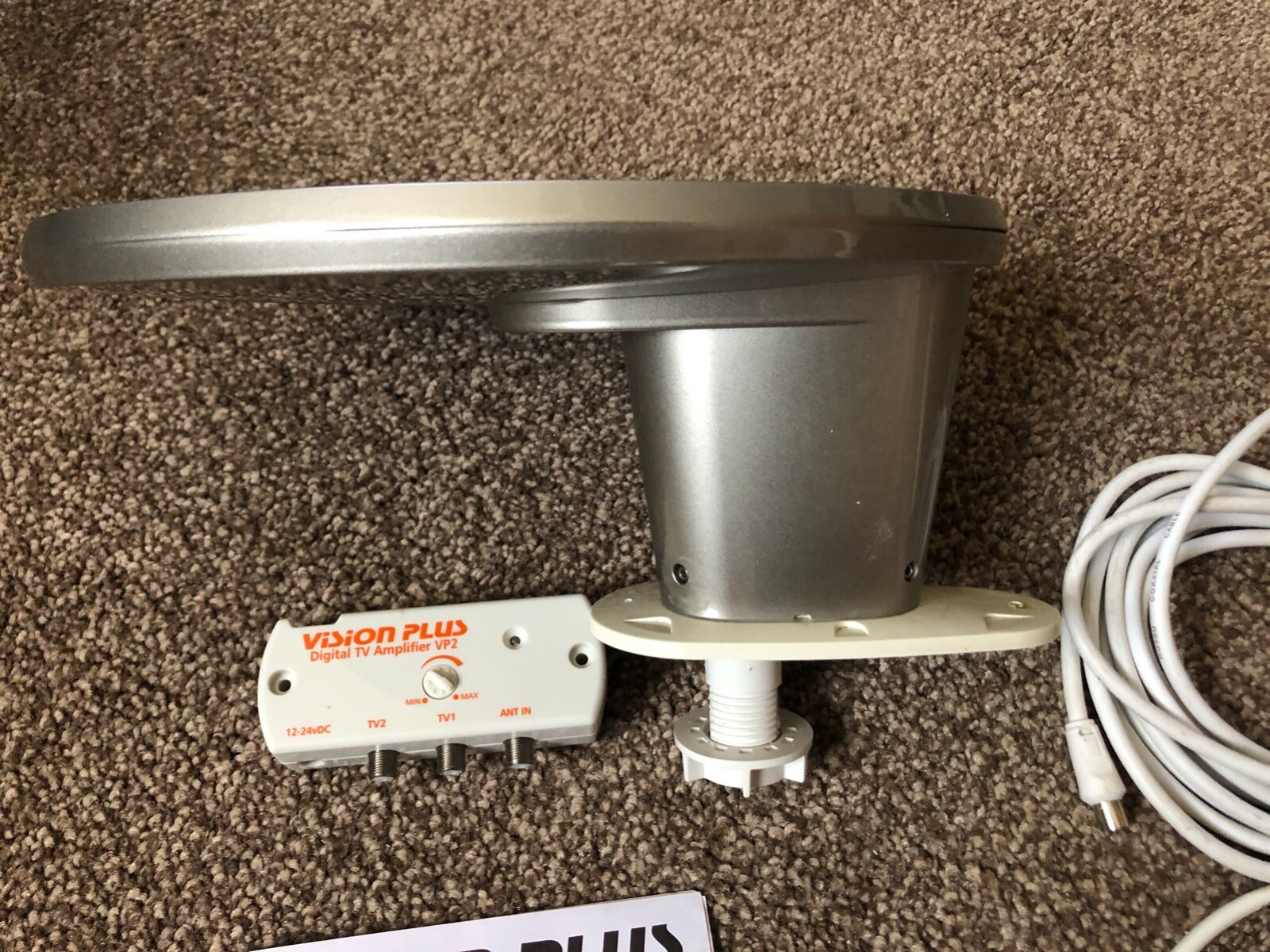 Campervan/Caravan Status 270 Omni Directional Digital TV Aerial + VP2