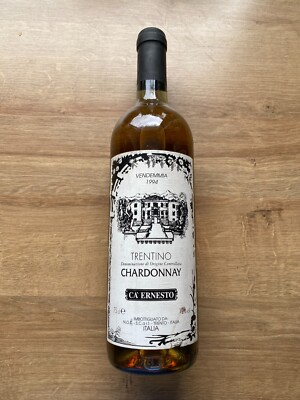 Biete eine Alte Flasche 1994 Trentino Chardonnay D.O.C  Ca Ernesto 12%, 750ml.