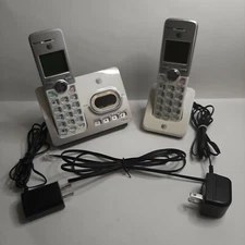 AT&T Cordless Phone Answering System W/Caller ID & Waiting 2 Handsets EL52203