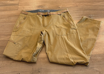 Mountain Hardwear Belted Nylon Hiking Pants Women's Sz 8 Ins 30 Tan Zip Pockets