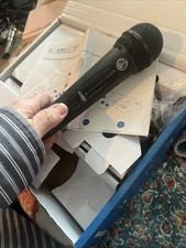 AKG WMS40 Mini Vocal Set (Band US25-B) Wireless Handheld Microphone Mic System