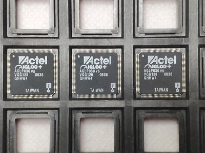 LOT OF 3pcs ACTEL IGLOO PLUS AGL030 V5 VQG128 IC