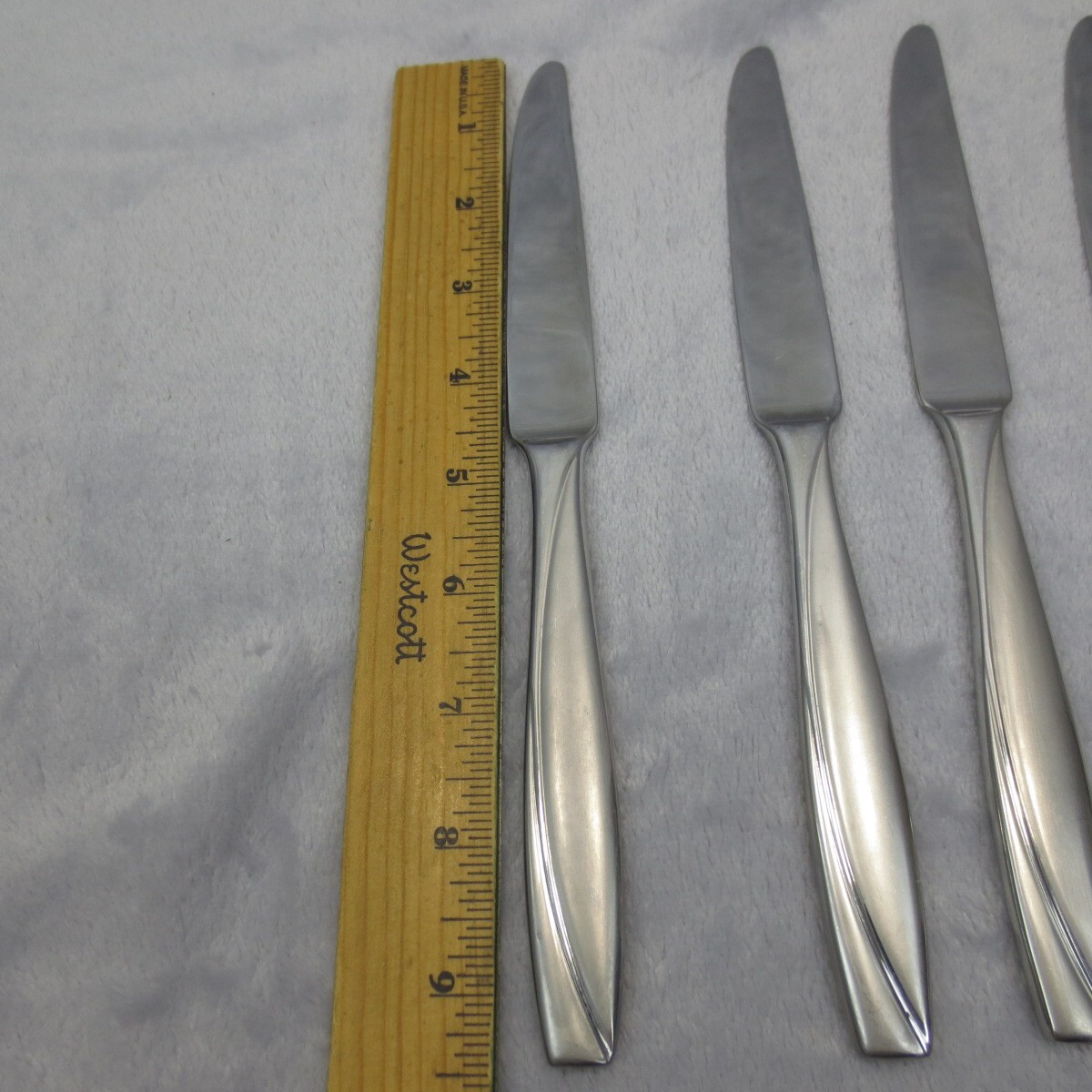 ONEIDA Camlynn Cleo Dinner Knives Stainless Glossy Curved Line Set of 4 Flatware