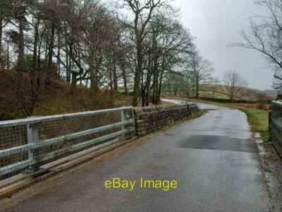 Foto 6x4 Thruscross, Brücke Bramley Head laut OS Benchmark d c2022