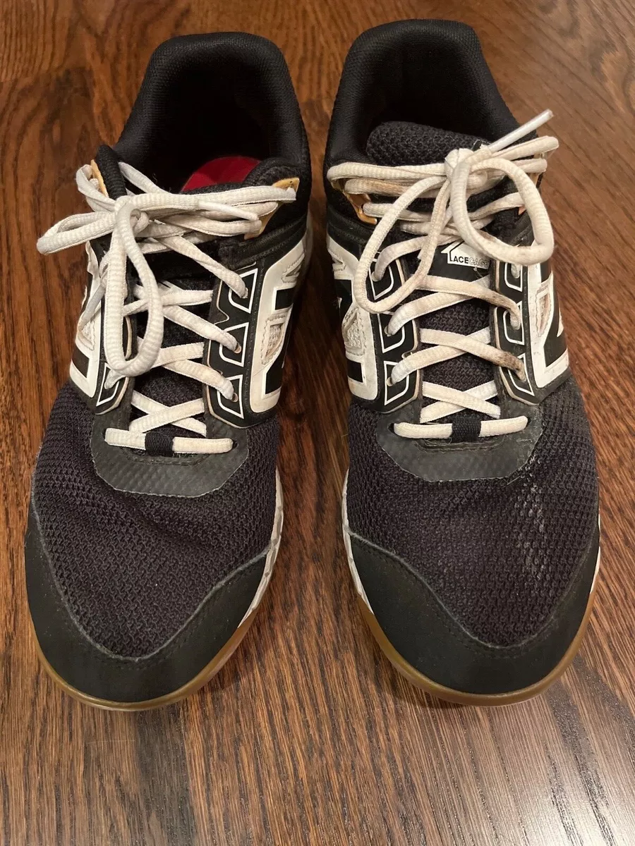 New balance turf store shoes 3000v4