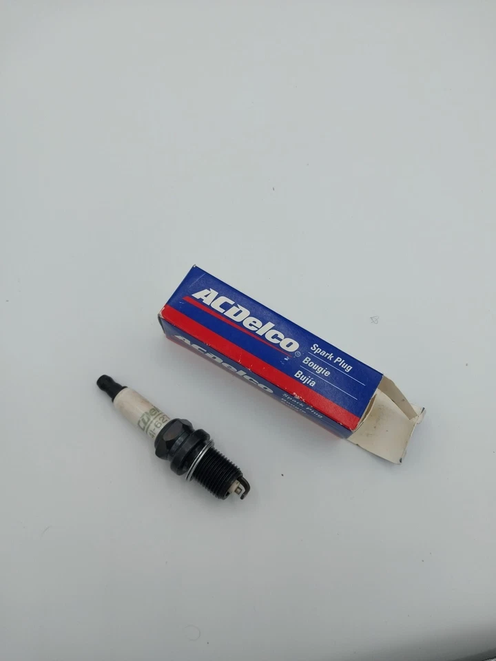 BUJÍA AC DELCO 41-627 1991-2002 Saturn SL2 SC1, SL, SL1 SC2, SW2 🔥 Foto 3 de 4