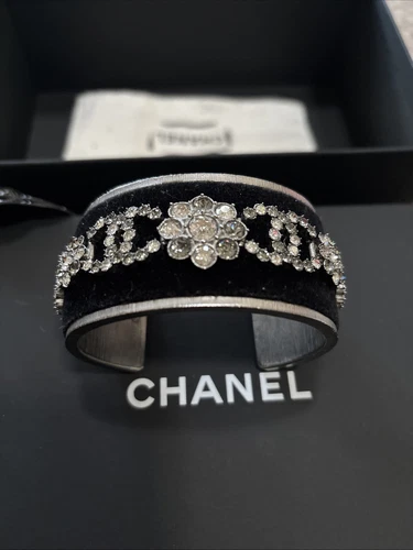 Bracciale CHANEL Paris 2015 Velluto Argento Cristallo AUTENTICO