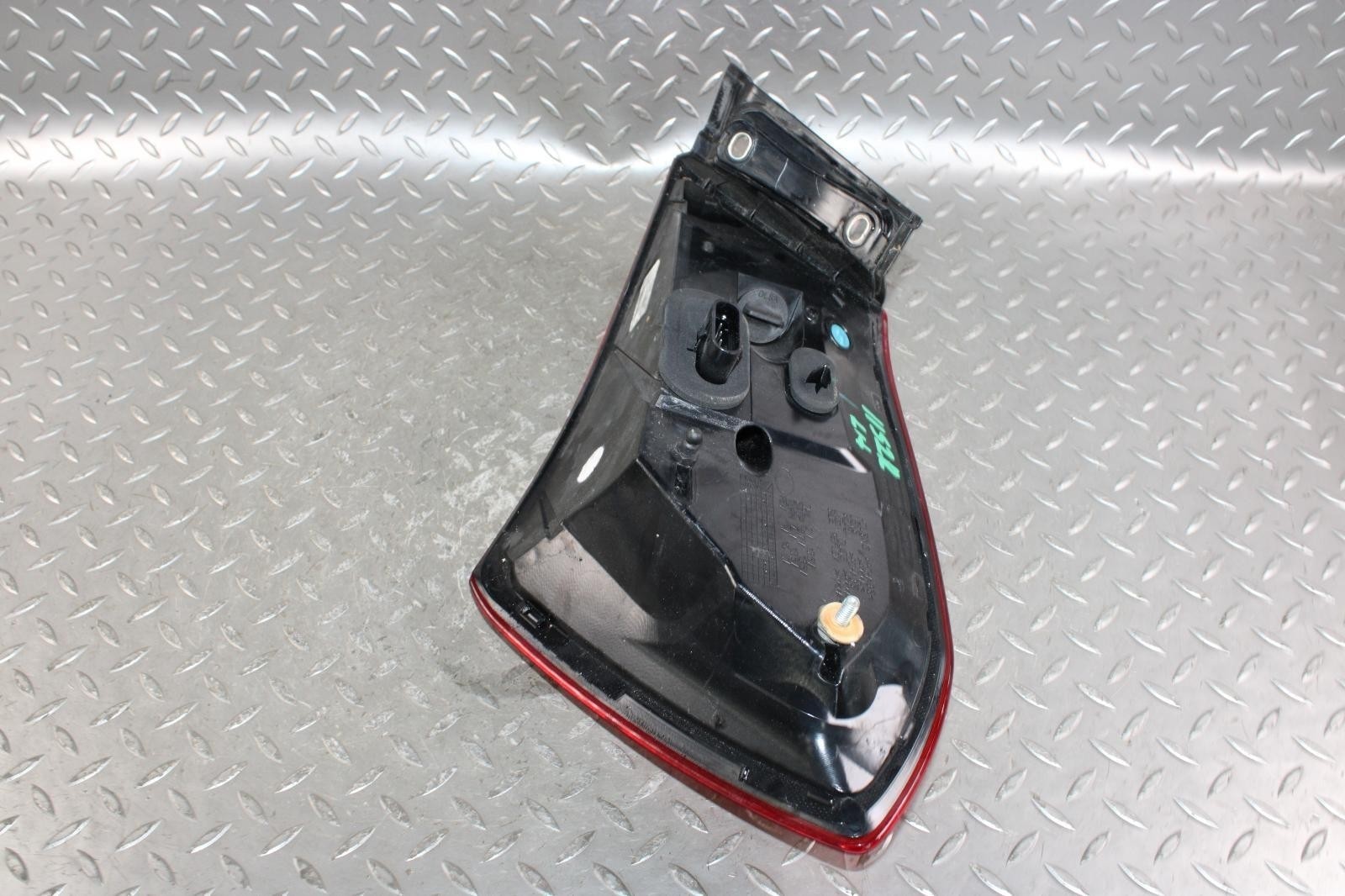 14-19 MASERATI GHIBLI *DMG* Left Driver Side Quarter Panel Mounted Taillight OEM