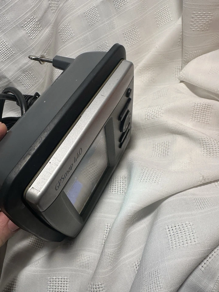 GARMIN GPSMAP 440 GPS RECEIVER  - Image 3 of 4