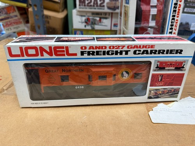 #ad LIONEL 6438 FARR GREAT NORTHERN CABOOSE BAY WINDOW TRAIN SALE $29.00