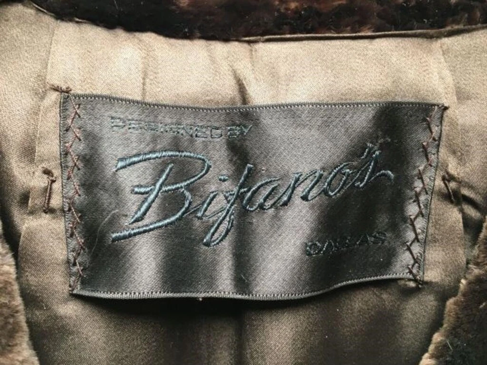 Bifano's Men's Fur Coat - Image 2 of 4