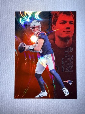 2025 Topps Signature Class NFL Drake Maye 10/25 Red Lava JERSEY AND COLOR MATCH