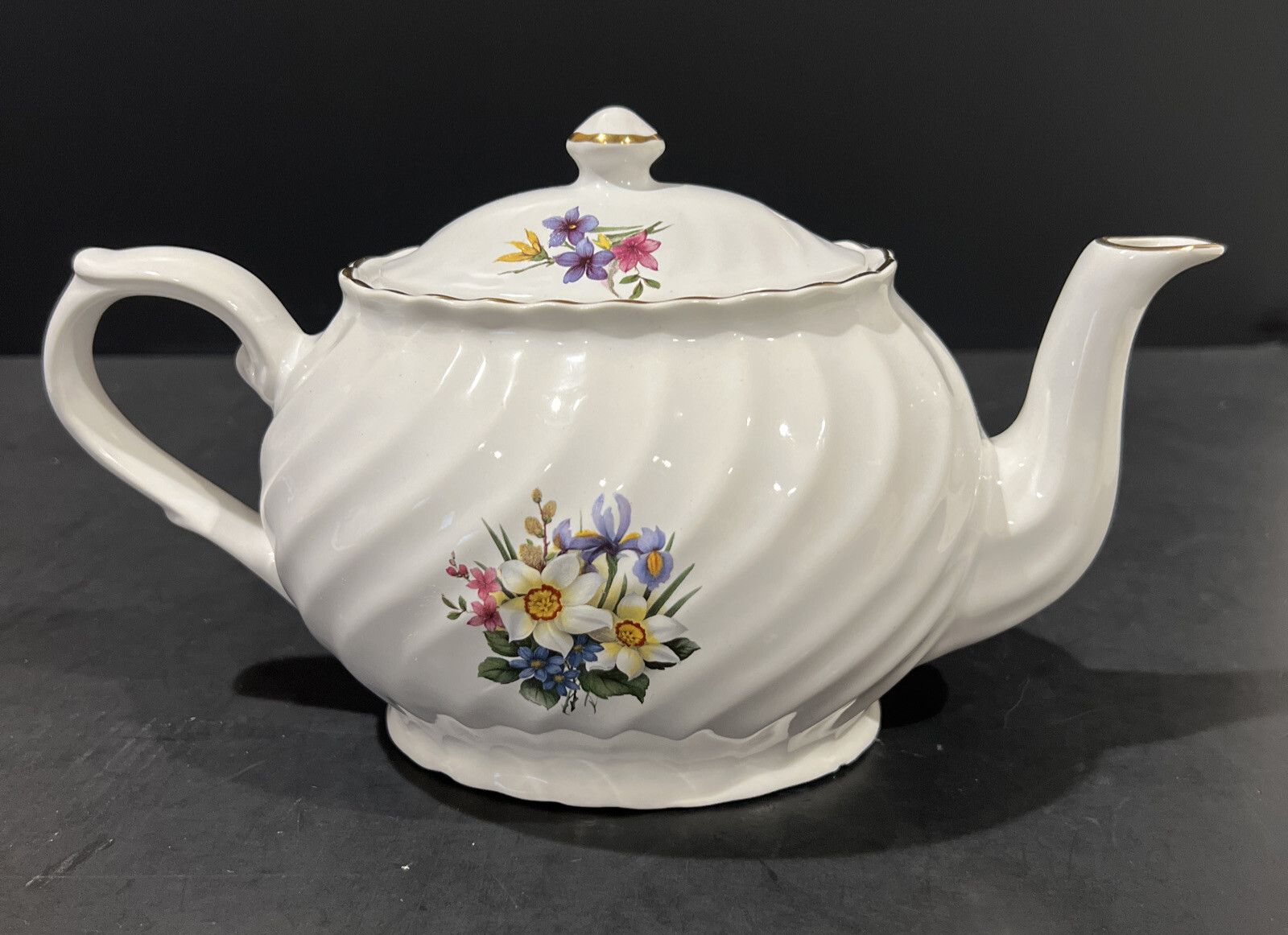 Price Kensington Potteries Teapot England Floral w/ Gold Trim Porcelain