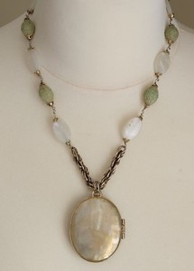mother of pearl locket necklace