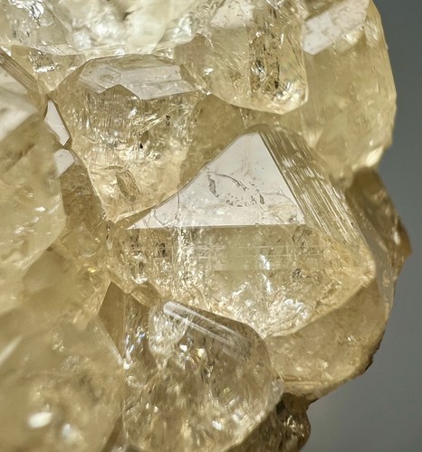 109 GM Ultra Rare New Found White Garnet Crystals Bunch On Matrix @ArangBarang - Picture 7 of 17