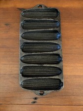 Vintage Cast Iron Wagner Ware Corn Bread Pan, 7 Ear Mold, Made In USA