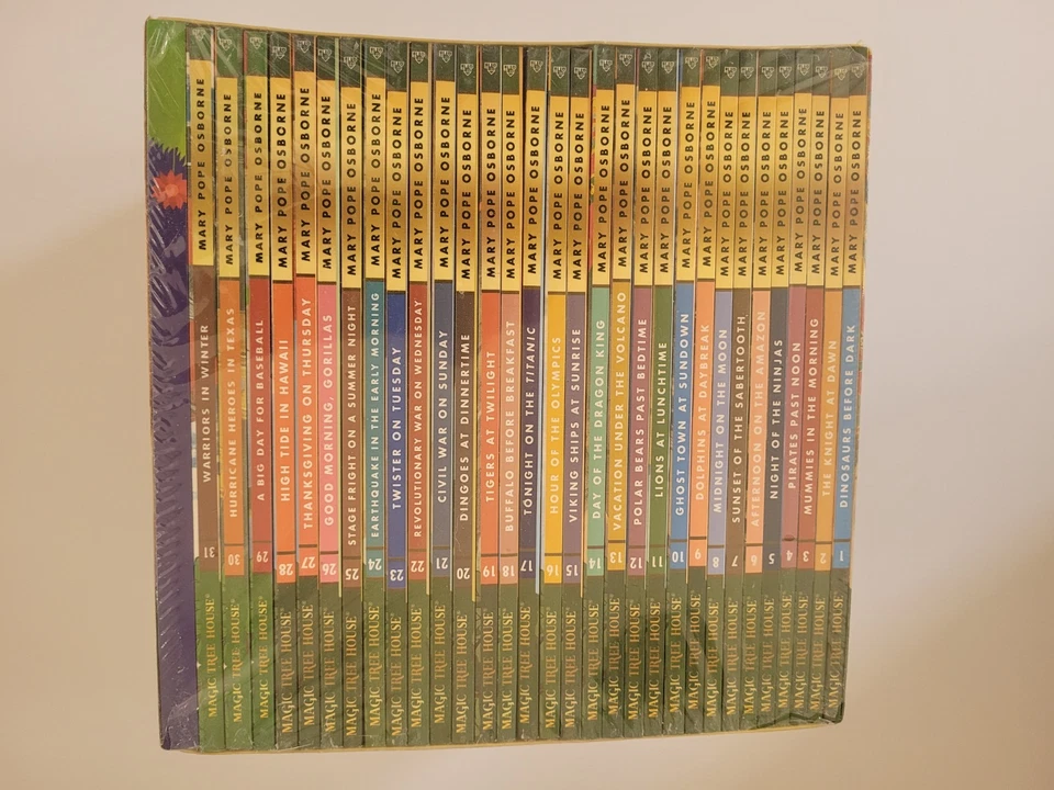 Santa's Special Magic Tree House 1-31 Book Set by Mary Pope Osborn Free Freight - Image 4 of 4