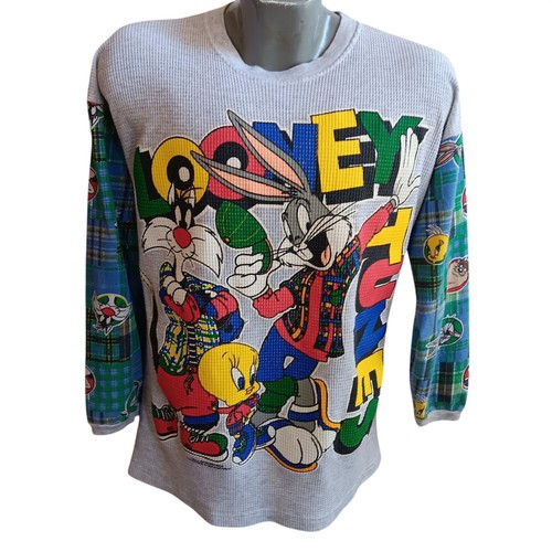 1994 90s Looney Tunes Vintage T-shirt Medium Crew AOP Bugz Sylvester Tweety