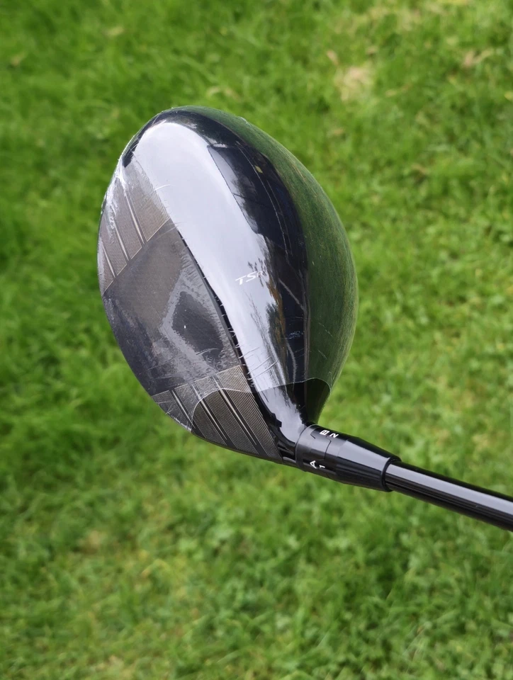 Titleist TSR3 Driver 9° Degree Tensei AV Series 55 Regular Flex & Head Cover NEW - Image 4 of 4