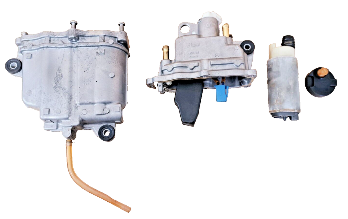 Suzuki DF90 90HP 4 Stroke Outboard VST Fuel Vapor Separator 15600