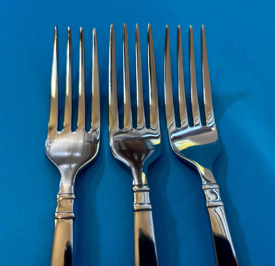 3 tenedores de cena Heritage Mint BENTLEY 18/10 cubiertos de acero inoxidable brillante de 7 3/4" Foto 3 de 4
