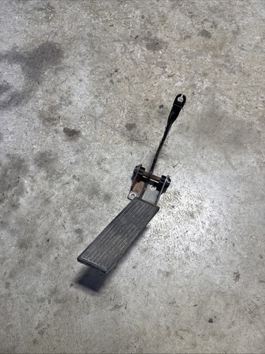 Jeep Cherokee XJ 97-01 Gas Pedal OEM (Y01)