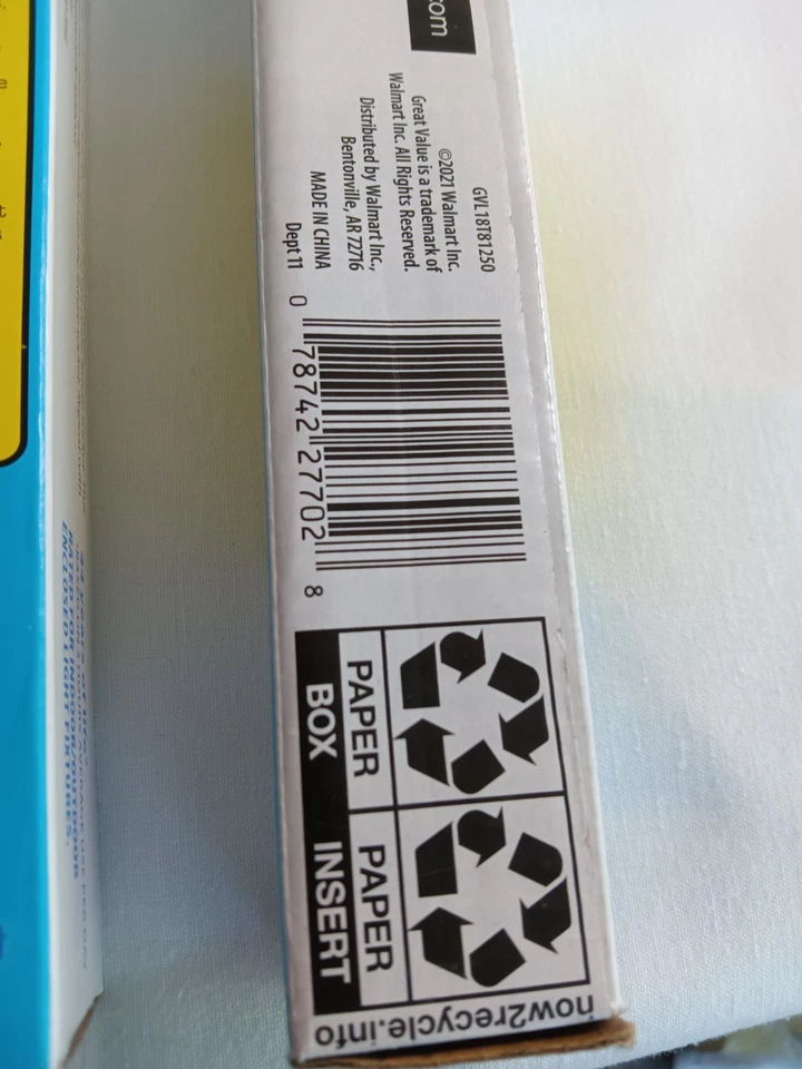 Great Value LED Light Bulb 7W (15W Equivalent) T8 T12 Replacement 900 Lumens 2pk - Image 3 of 3