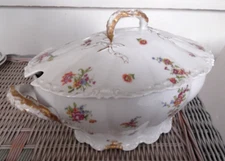 Large Theodore Haviland Limoges Large Lidded Tureen - Scattered Pink Flowers