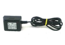 Medela 9207010 D025573N-U U090100D31 9V Power Supply Free Shipping