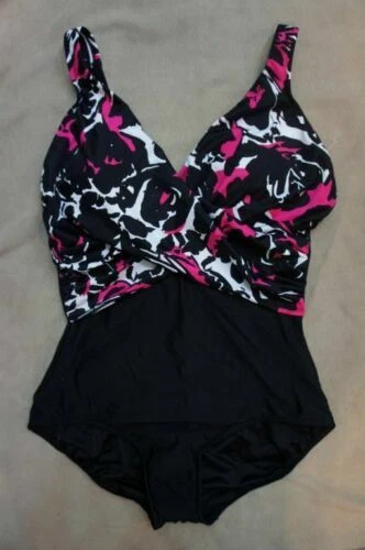 Traje de baño floral INC International Concepts Negro para Mujeres