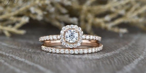 14K Rose Gold Interlocking Moissanite Wedding Ring Set | Barkev's