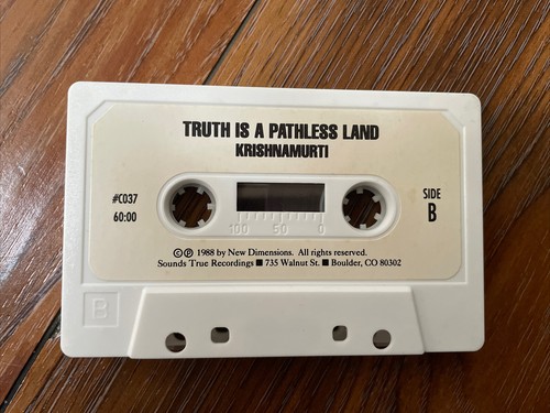 Jiddu Krishnamurti – Truth Is A Pathless Land 1991 Sounds True RE Cassette VG+ - Imagen 6 de 7