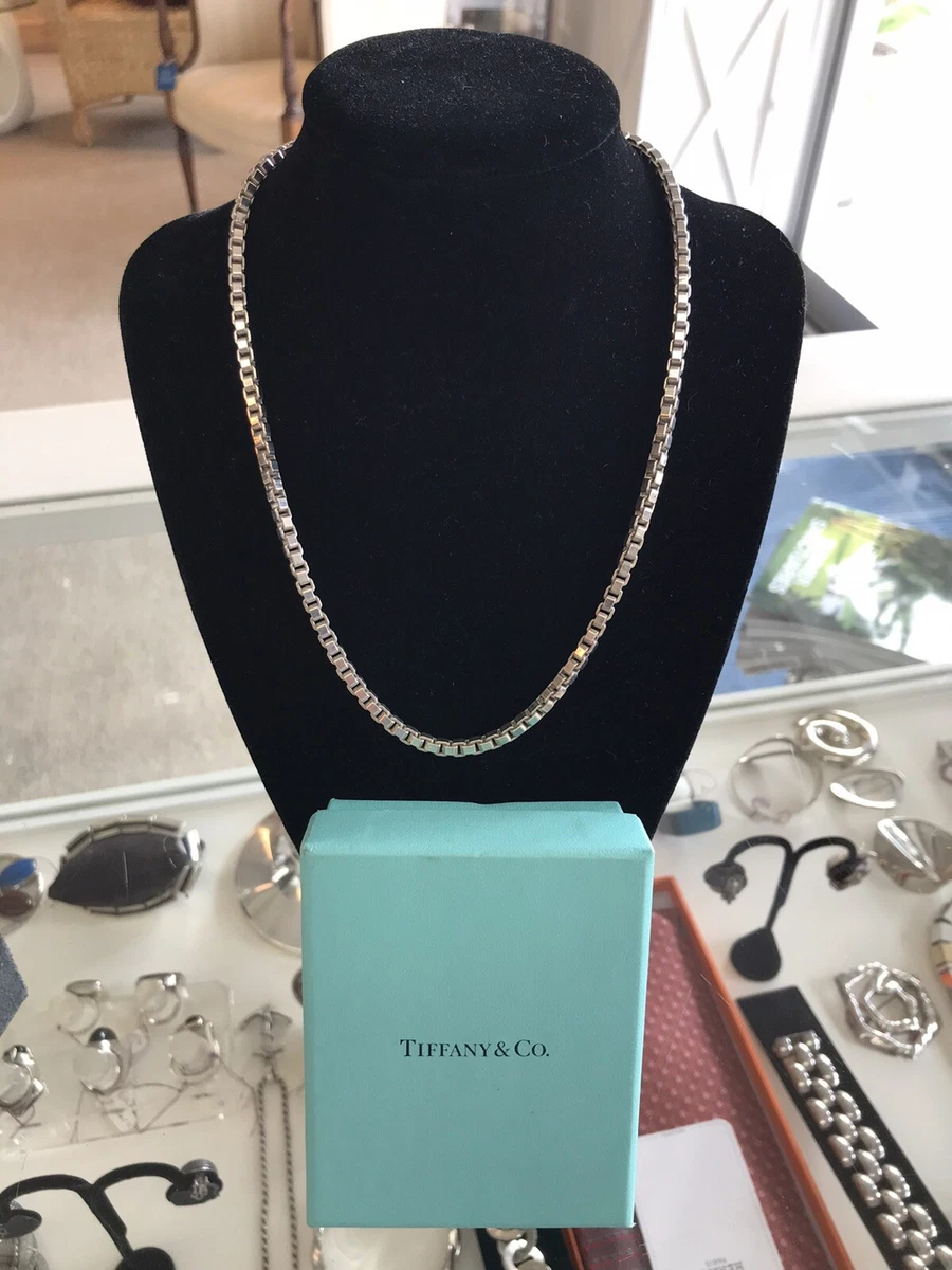 Tiffany HardWear Small Link Necklace in Yellow Gold | Tiffany & Co.