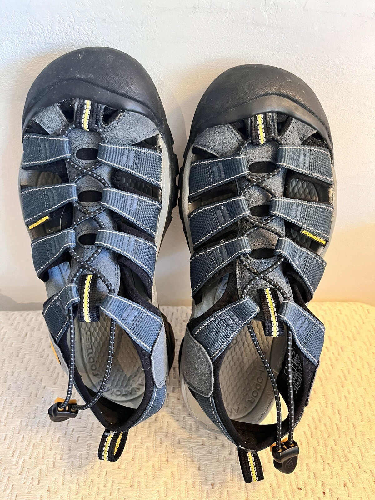 Sandali Keen Newport outdoor escursionismo trail uomo taglia 8 blu navy grigio impermeabili usati in ottime condizioni