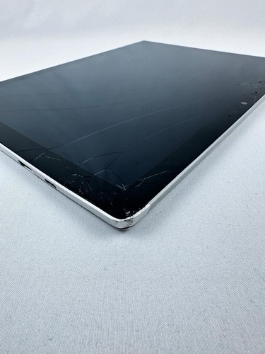 Microsoft Surface Pro 7 i5-1035G4 8GB RAM 256GB SSD Cracked Screen Win11 - Picture 11 of 19