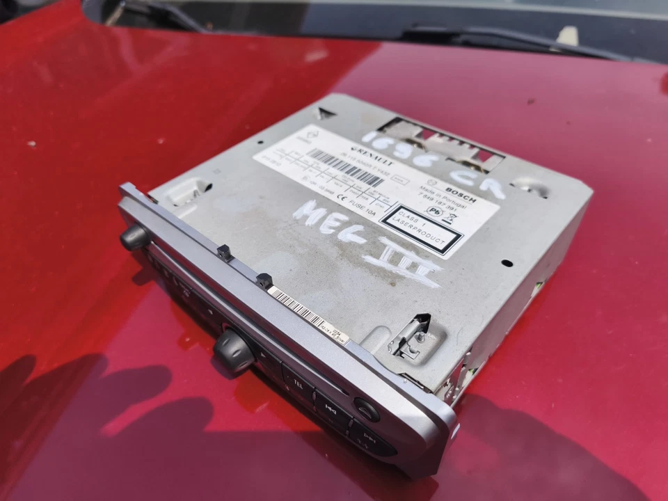 Autoradio Origine Renault Mégane 3 Et Scenic 3  - Photo 2/3