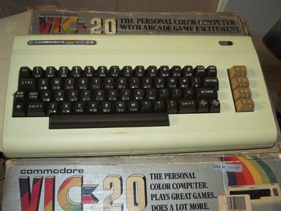 Vintage Commodore VIC-20 Computer With Power Supply In Original Box. 