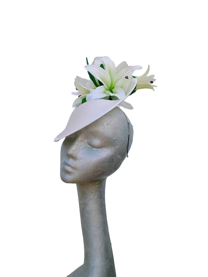 Fascinador de lirios blanco roto/blanco Foto 3 de 4
