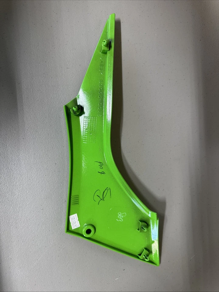 NUEVO OEM 2015-2017 KAWASAKI NINJA 300 FUNDA ASIENTO LADO IZQUIERDO VERDE 53065-0026-777 Foto 2 de 4