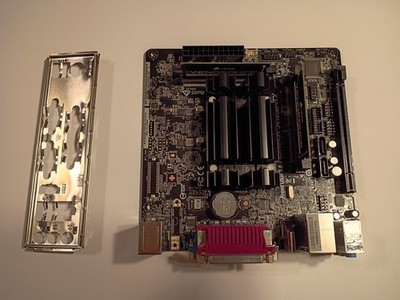 ASRock J4105B-ITX Intel Quad-Core Processor J4105 CPU + Motherboard + 8GB RAM