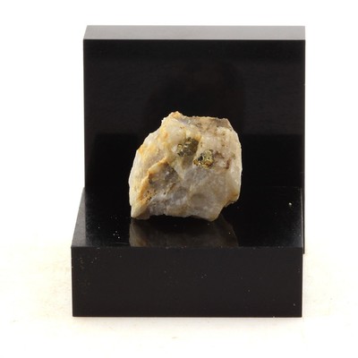 Mineralien Und Edelsteine. Quarz + Chalcopyrit. 18,3 Ct. North Hatley, Q