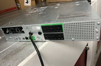 APC SMT1500RM2U Rack Mountable 2U