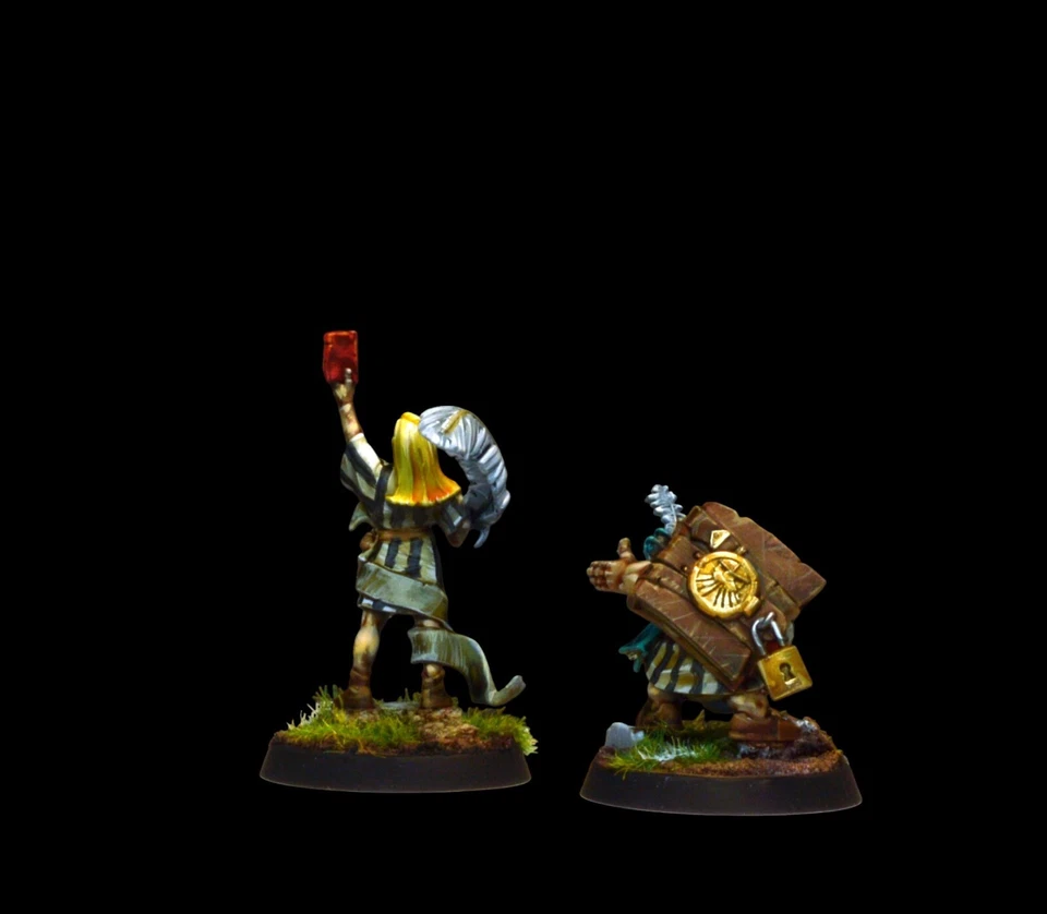 Elf and Dwarf Biased Referees blood bowl * COMMISSION ** painting - Image 3 of 4