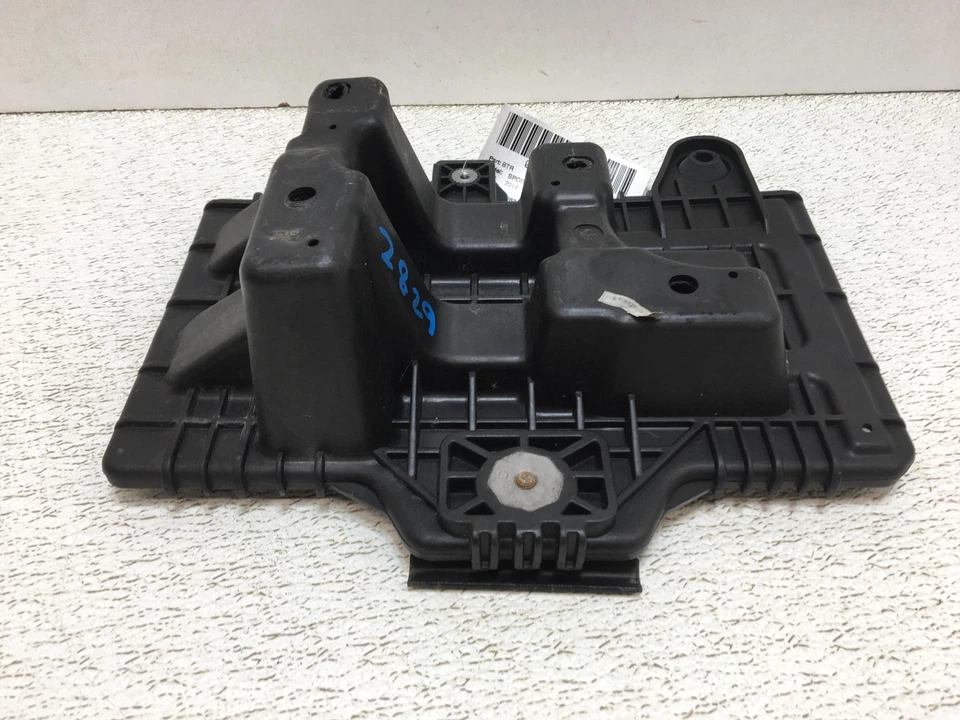 17 KIA SPORTAGE Battery Tray - Image 2 of 2
