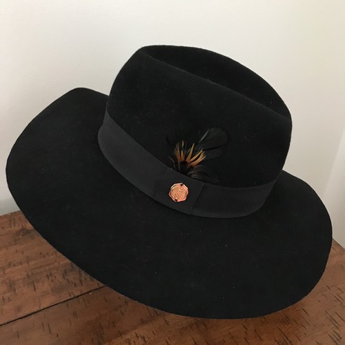 Vince Camuto 100% wool Fedora Hat Black 