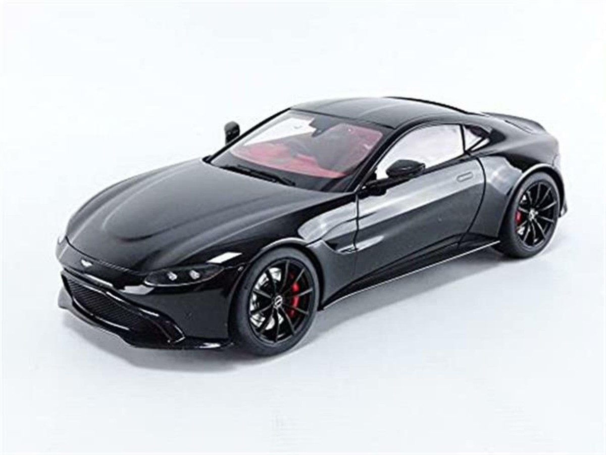 AUTOart 1/18 Aston Martin Vantage 2019 Black Carbon Black Roof